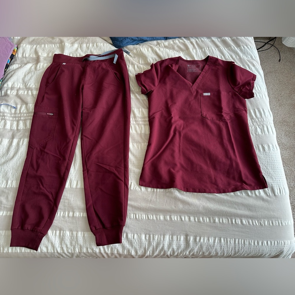 FIGS Scrubs Women’s